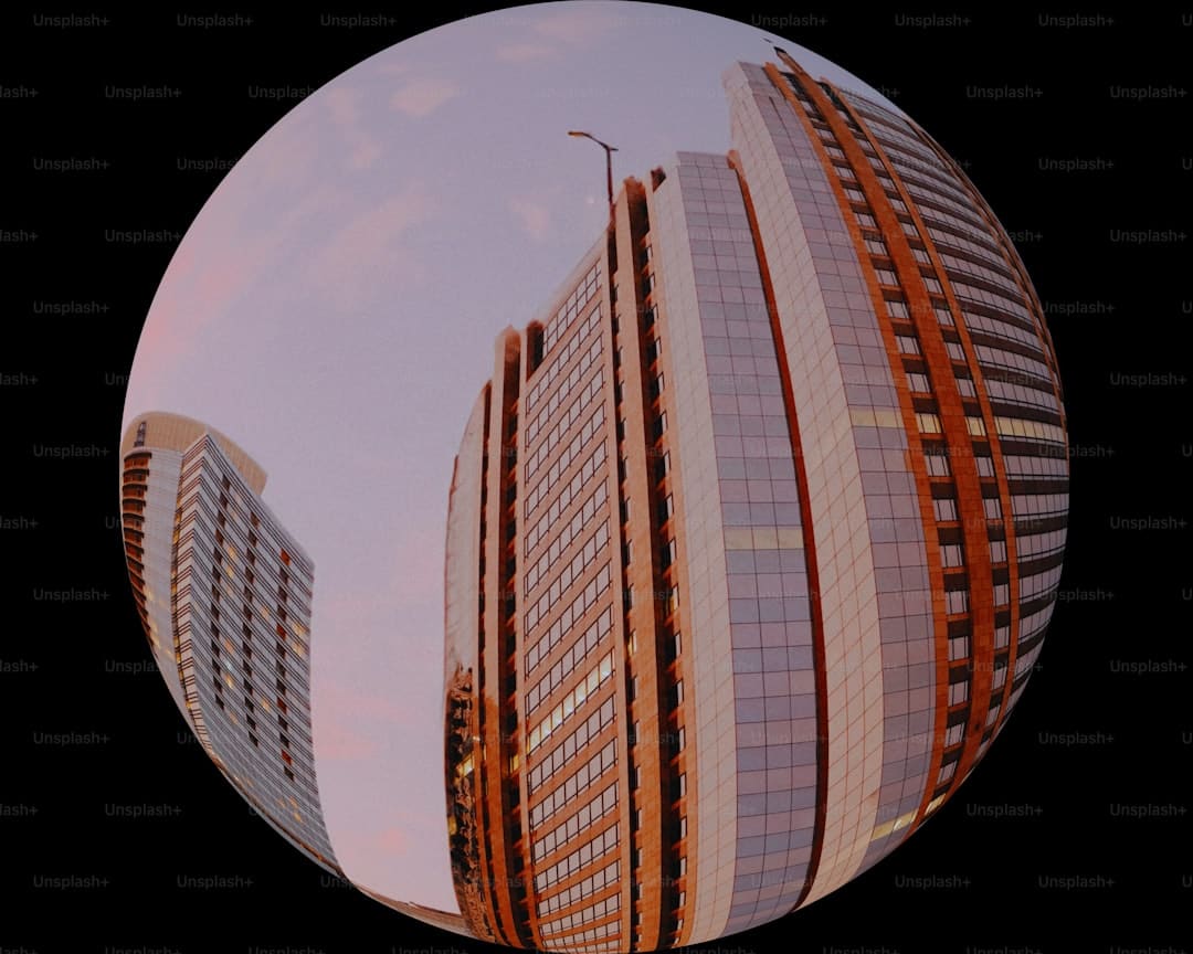 芳华逐光,大路同行!十集大型电视专题片《大路同行——校史里的我国》即将在总台科教频道播出
